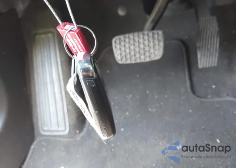 2019 Chevrolet Equinox Lt z USA, uszkodzony, nr VIN 3GNAXUEV6KS670473